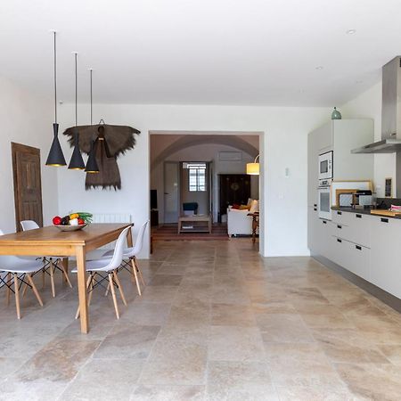 Les Canisses, Magnifique Appartement Avec Terrasse Au Coeur D'Юзес Экстерьер фото
